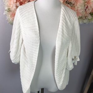 White crochet Lane Bryant sweater shrug size 26/28